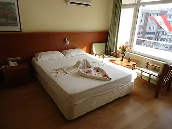 ビルゲハン